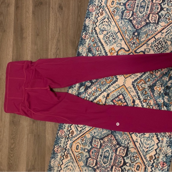 lululemon leggings worn once - Picture 1 of 3